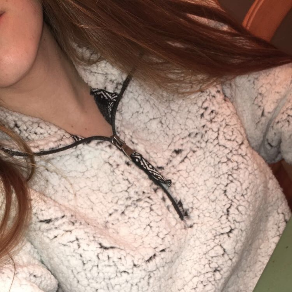 CUDDLY & WARM ZIP UP SHERPA